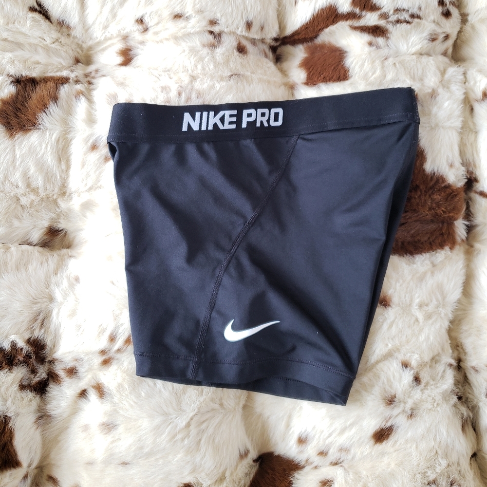 Nike Pro Dri Fit Performance Shorts